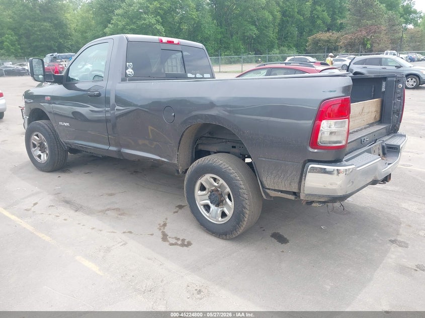 Vin: 3c6mr5aj7kg677239, lot: 45722561, ram 2500 tradesman  4x4 8' box 20193