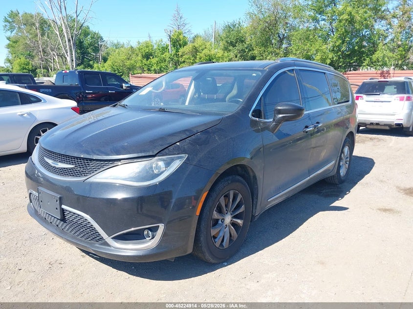 Vin: 2c4rc1bg9kr626394, lot: 45722675, chrysler pacifica touring l 20192