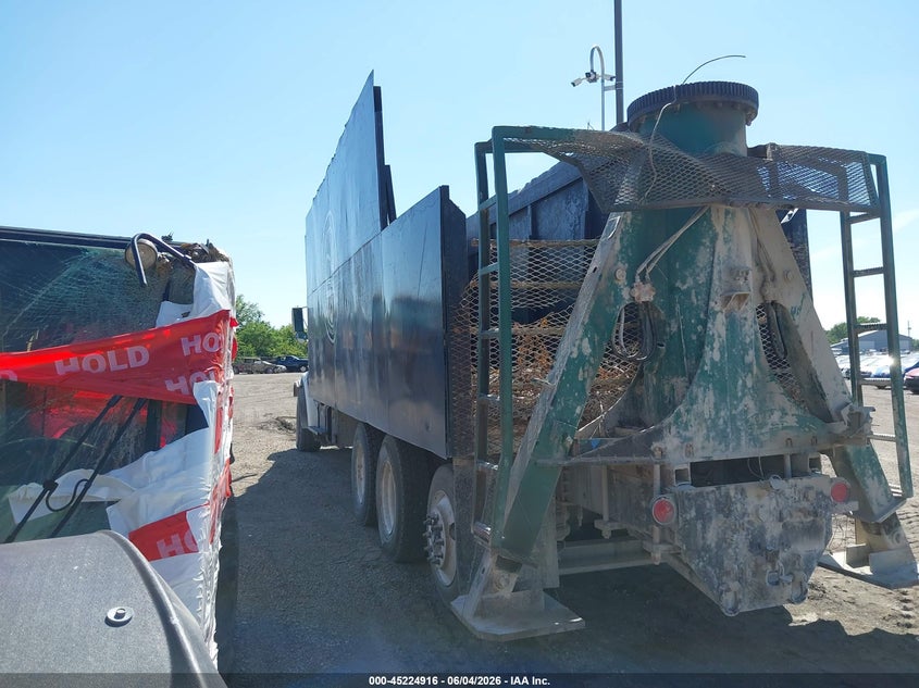 2000 STERLING TRUCK LT auction photo 3