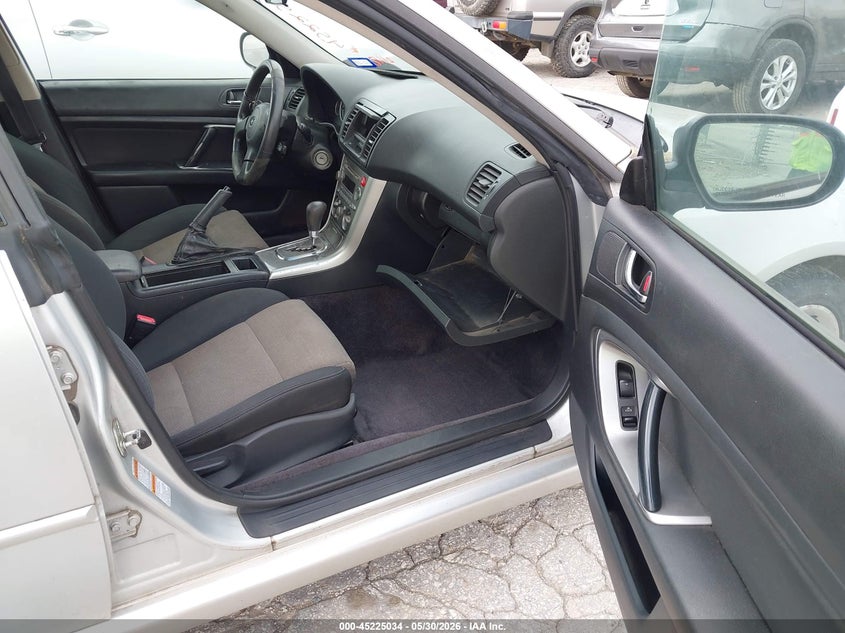 2006 SUBARU LEGACY auction photo 5