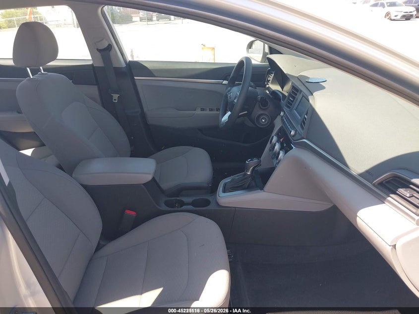 2019 Hyundai Elantra Se VIN: 5NPD74LFXKH495933 Lot: 45225116