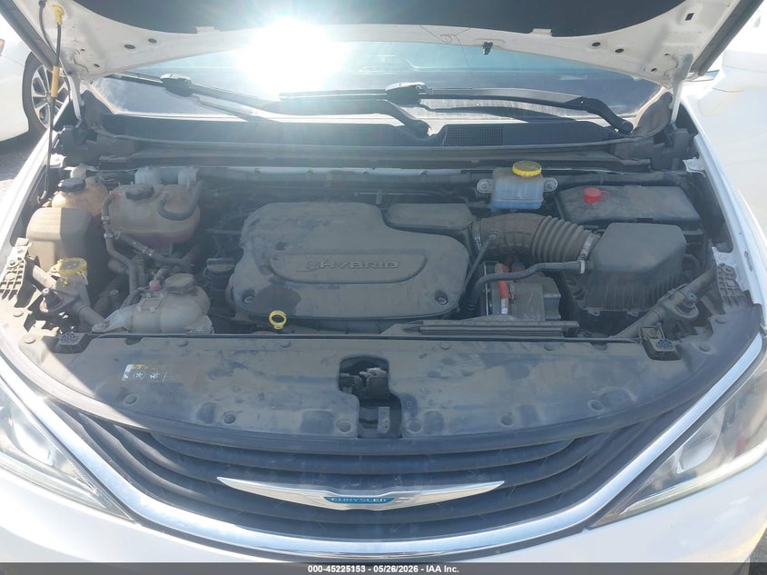 2018 Chrysler Pacifica Hybrid Touring Plus VIN: 2C4RC1H79JR306918 Lot: 45225153
