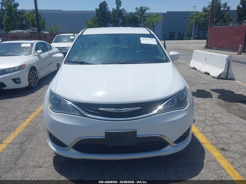 2018 Chrysler Pacifica Hybrid Touring Plus VIN: 2C4RC1H79JR306918 Lot: 45225153