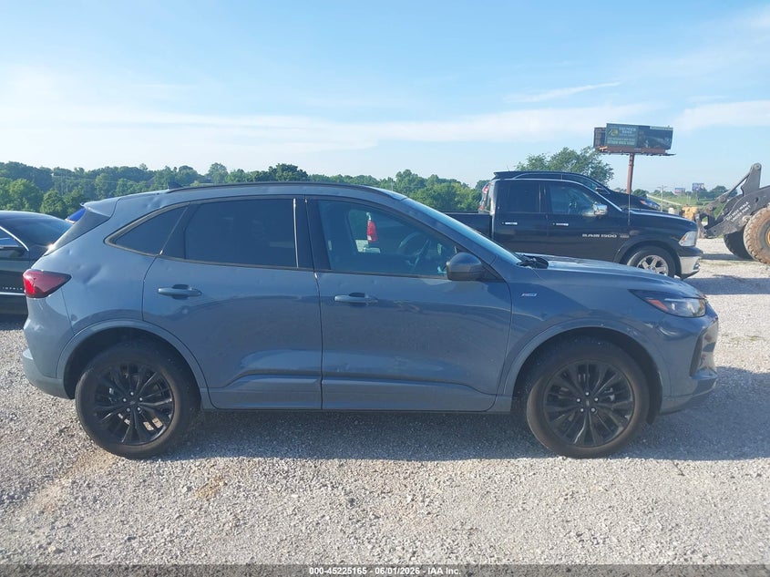 AtlanticExpress - Ford Escape