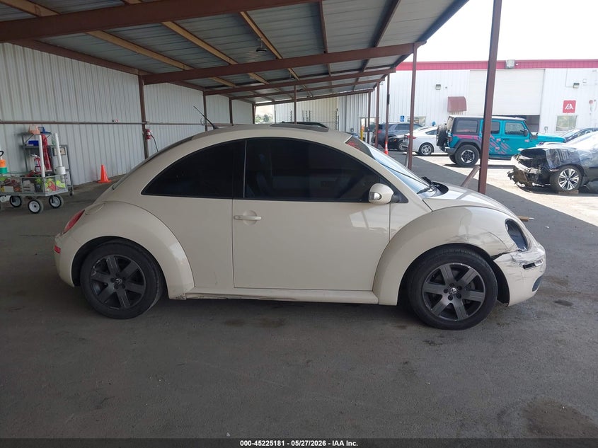 2006 Volkswagen New Beetle 2.5/2.5 (A6) VIN: 3VWRW31C56M409999 Lot: 45225181