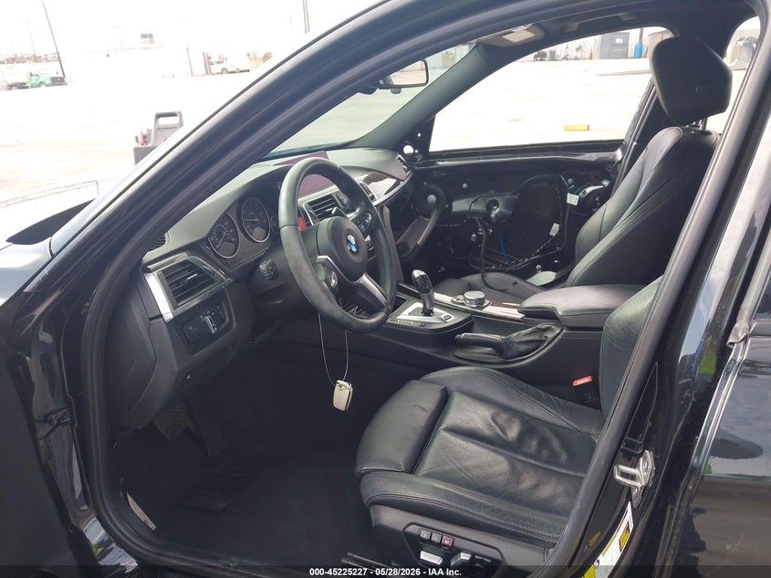 2017 BMW 330E auction photo 5