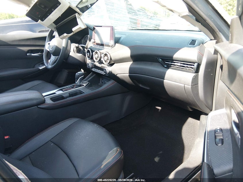 2024 NISSAN SENTRA auction photo 5