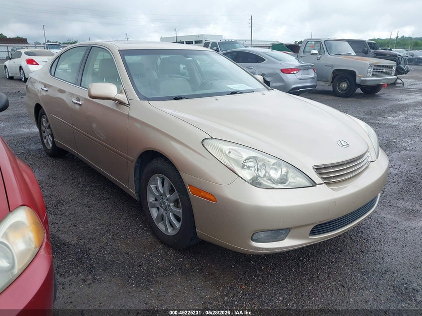 2004 LEXUS ES auction photo 1
