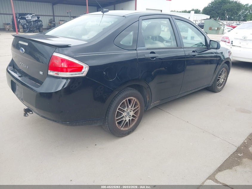 Vin: 1fahp3fn0aw118217, lot: 45723024, ford focus se 20104