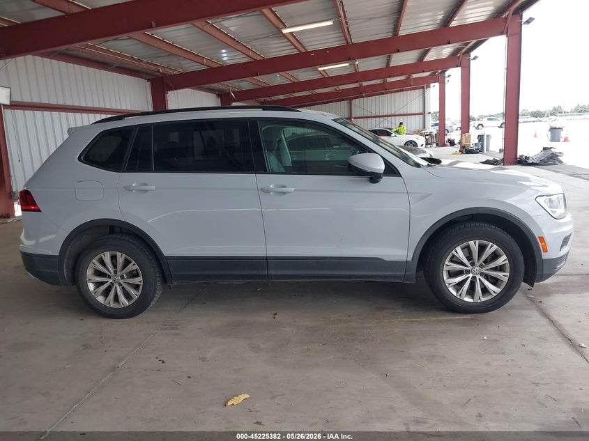 2018 VOLKSWAGEN TIGUAN 2.0T S — Фото 13