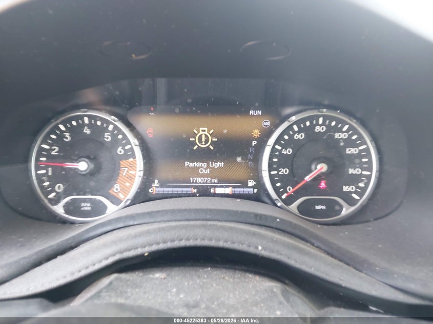 2021 Jeep Renegade Trailhawk 4X4 VIN: ZACNJDC18MPM95012 Lot: 45225383