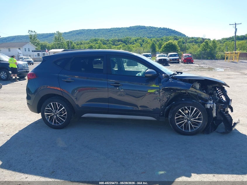VIN KM8J33ALXKU899396 2019 HYUNDAI TUCSON SEL
