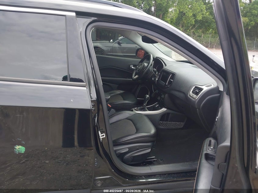2018 JEEP COMPASS auction photo 5