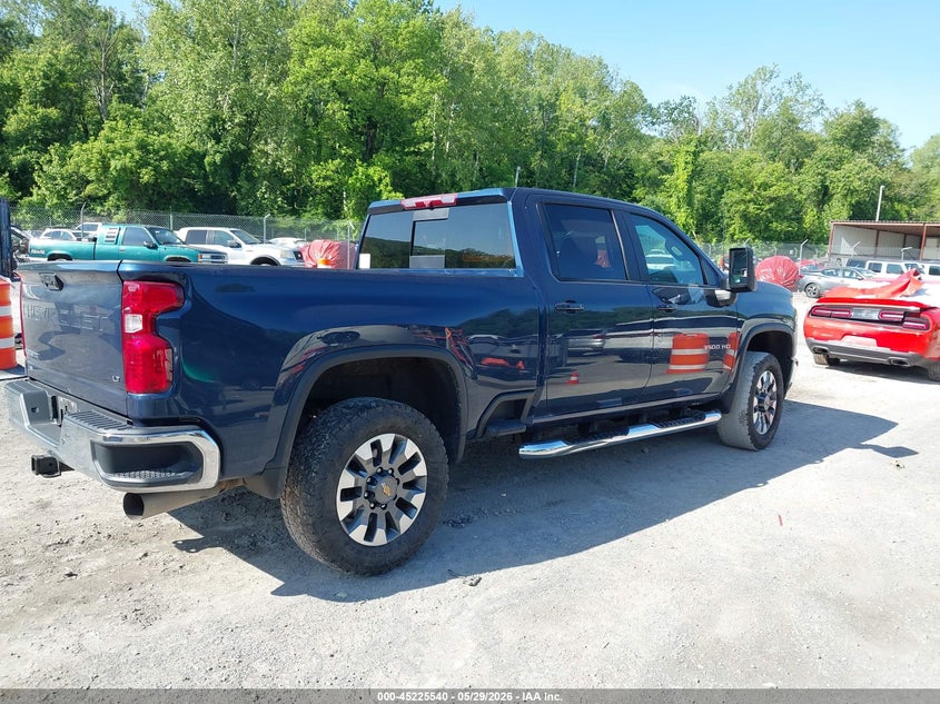 2023 CHEVROLET SILVERADO 3500HD auction photo 4