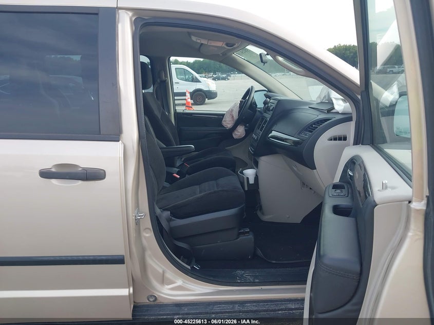 2014 DODGE GRAND CARAVAN AMERICAN VALUE PKG · Фото 5