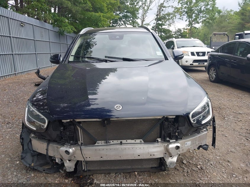 MERCEDES-BENZ GLC 300 - zdjęcie 13