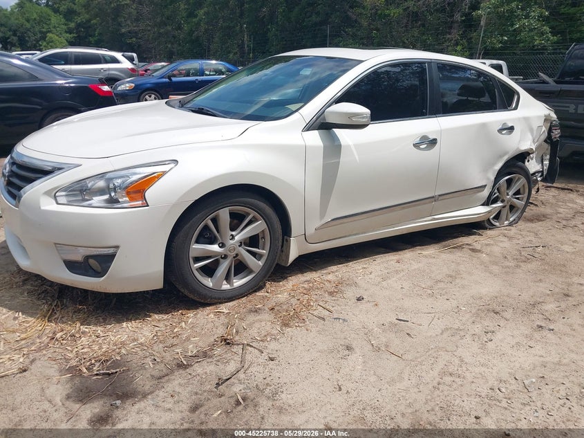 2014 NISSAN ALTIMA auction photo 2