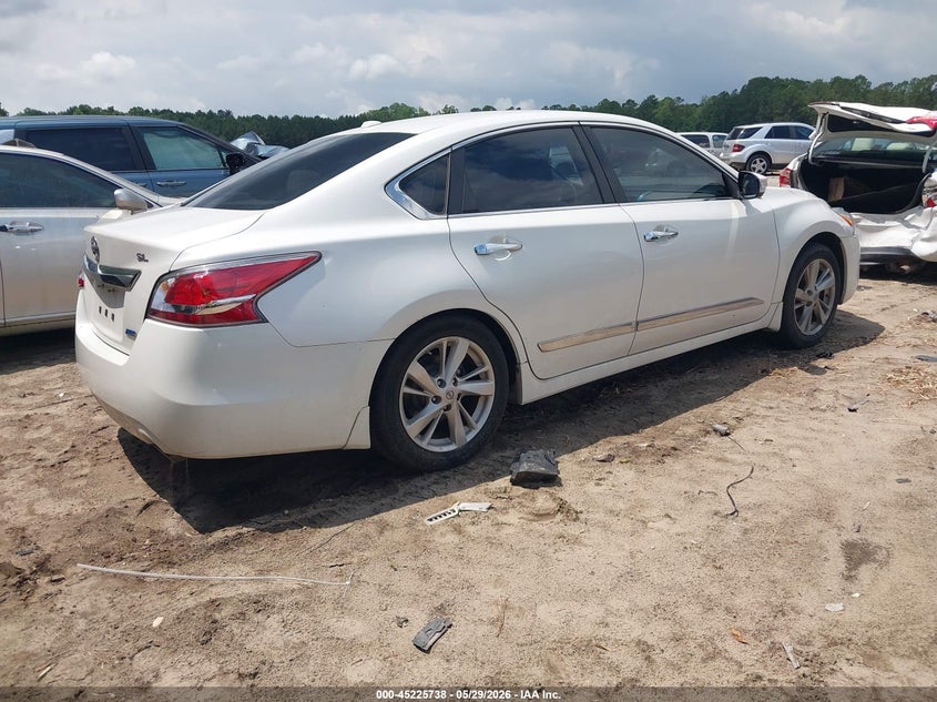 2014 NISSAN ALTIMA auction photo 4