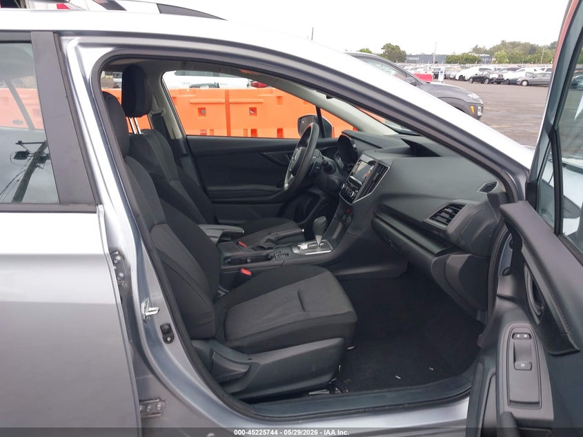 2022 SUBARU IMPREZA auction photo 5