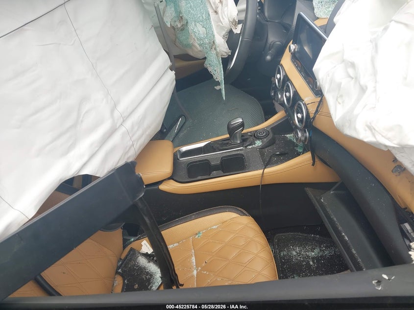 2022 NISSAN SENTRA auction photo 5