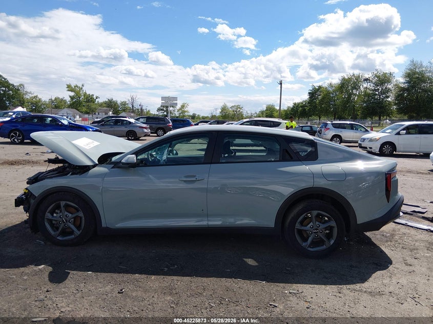 2025 Kia K4 Lxs VIN: 3KPFT4DE5SE132325 Lot: 45225873