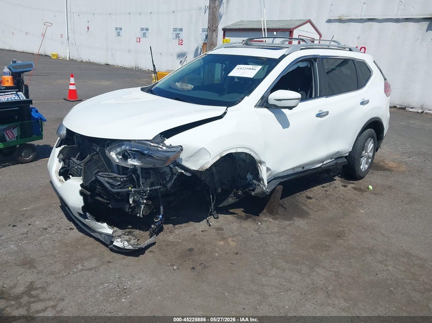 2016 NISSAN ROGUE auction photo 2