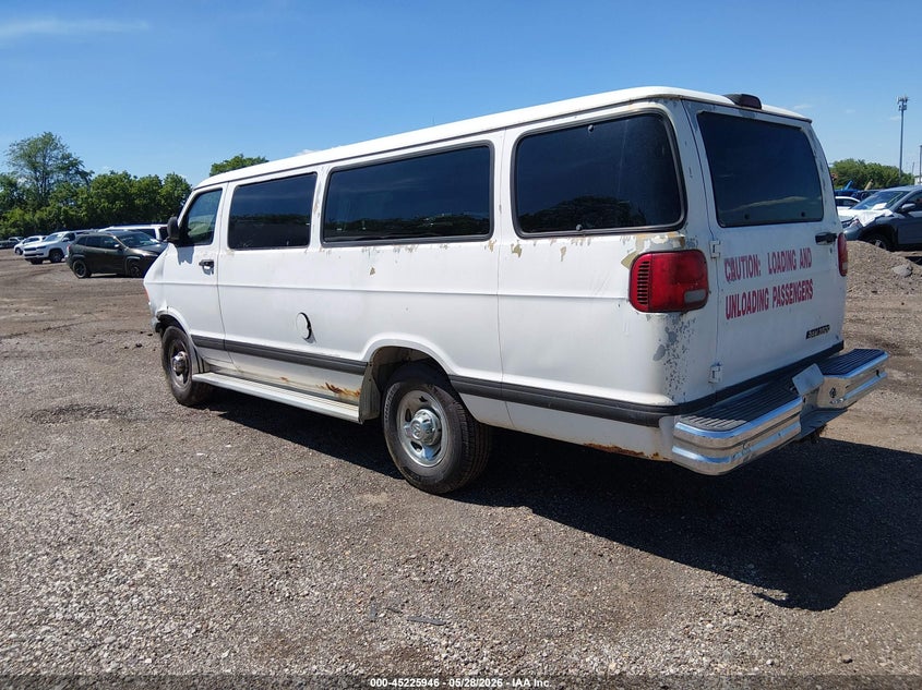 2002 DODGE RAM WAGON 3500 auction photo 3