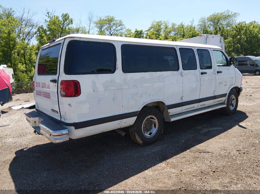 2002 DODGE RAM WAGON 3500 auction photo 4