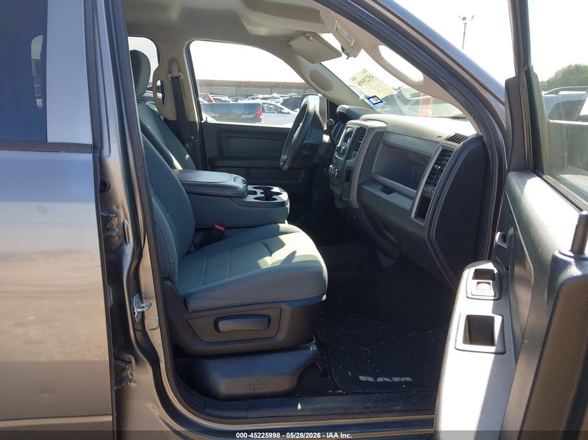 2013 RAM 1500 auction photo 5