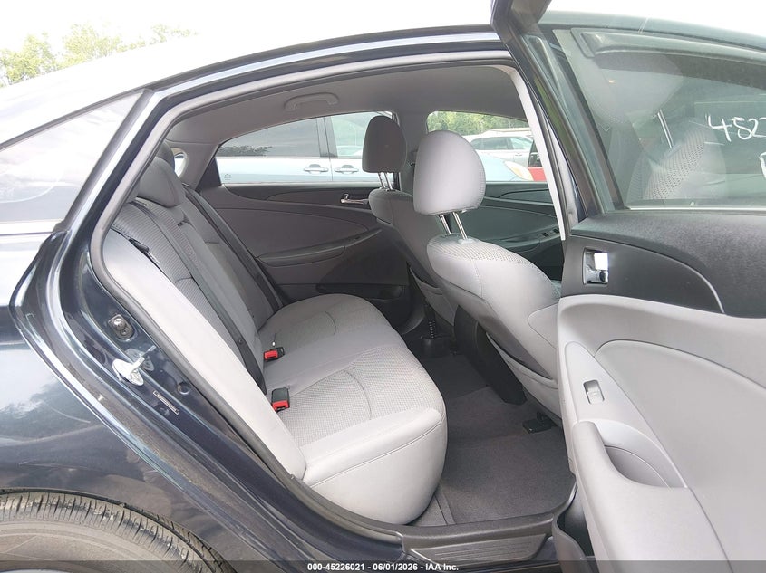 2012 Hyundai Sonata 2.4 Gls grey Lot 111045226021 Vin 5NPEB4AC5CH497070