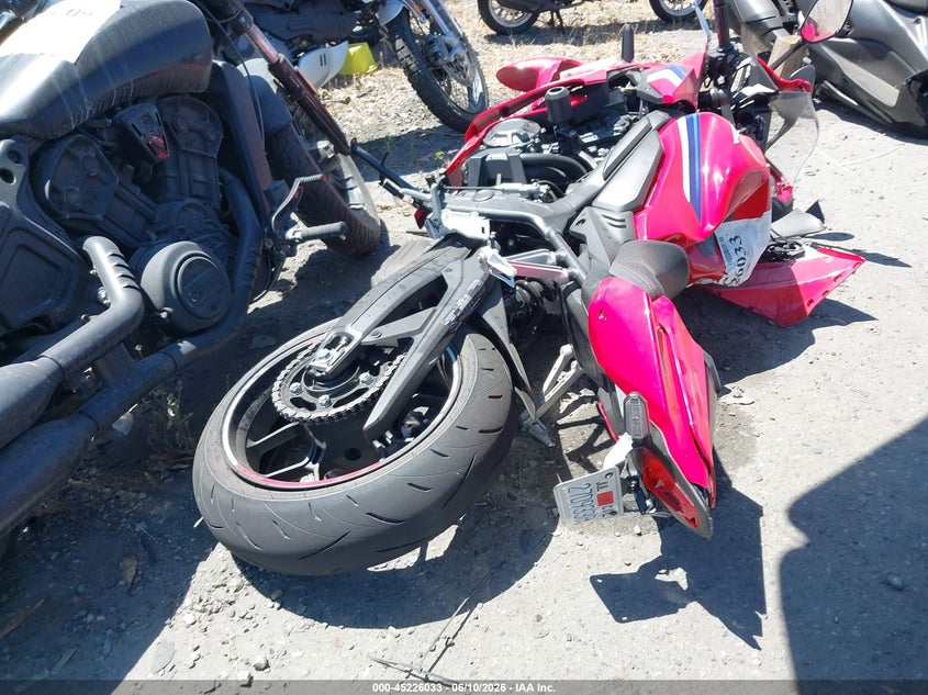 2024 HONDA CBR650 649 CC(VIN: MLHRH1552R5001674