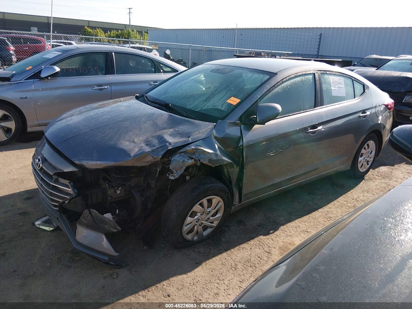 2019 Hyundai Elantra Se 5NPD74LFXKH447526 photo 1