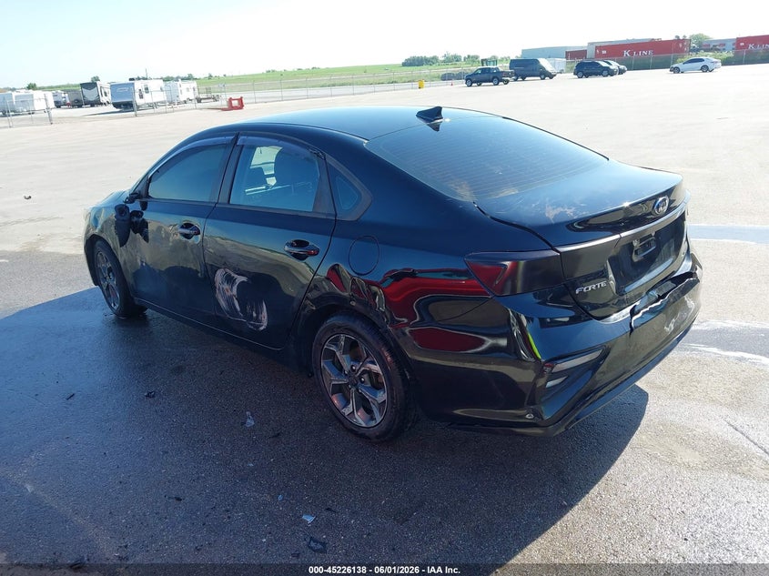 2021 KIA FORTE auction photo 3