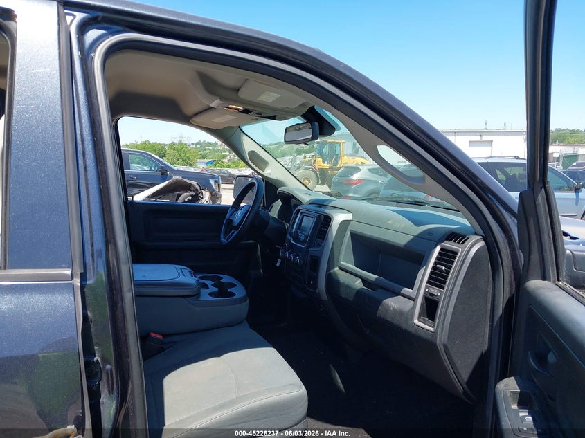 2014 RAM 1500 auction photo 5