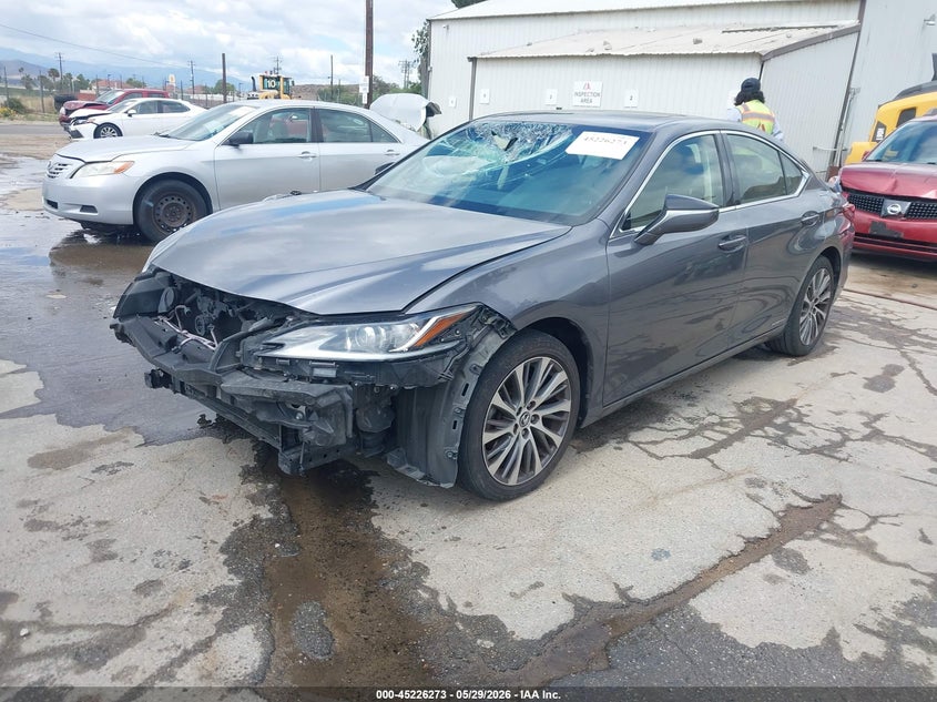 Vin: jthb21b1xk2004366, lot: 45724033, lexus es 300h 20192