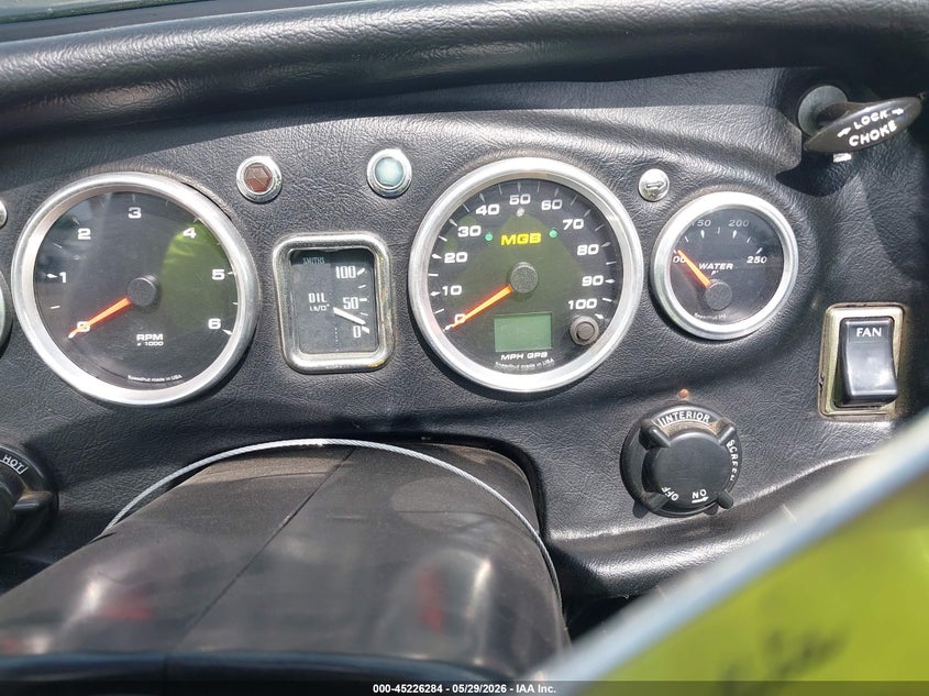 1968 Mg Mgb VIN: 00000GHN4U150800G Lot: 45226284