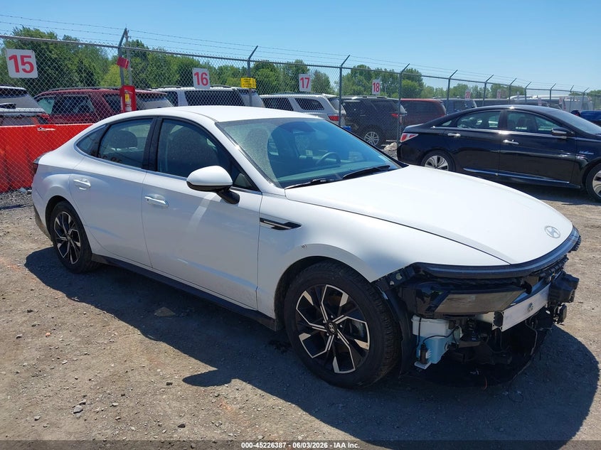 2025 HYUNDAI SONATA  (VIN: KMHL64JA6SA434930)