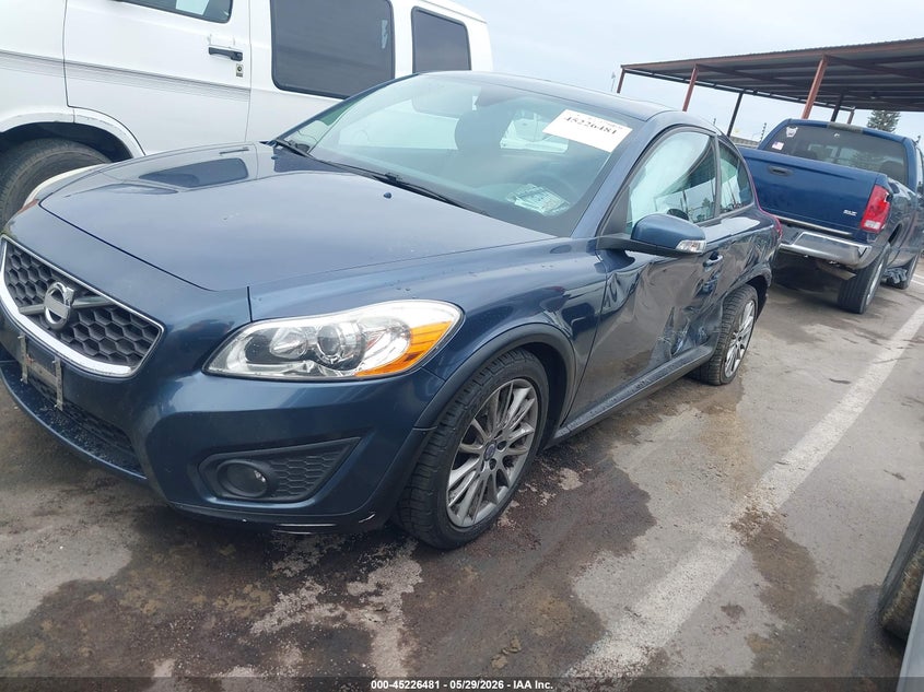 Vin: yv1672mk7b2222467, lot: 45724242, volvo c30 t5/t5 r-design 20112
