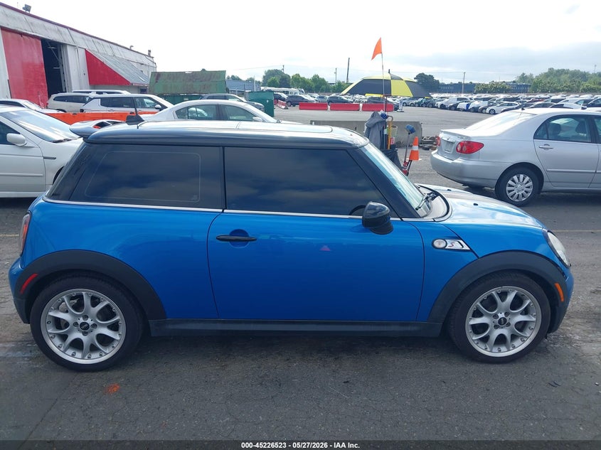 2008 Mini Cooper S VIN: WMWMF73558TV33839 Lot: 45226523