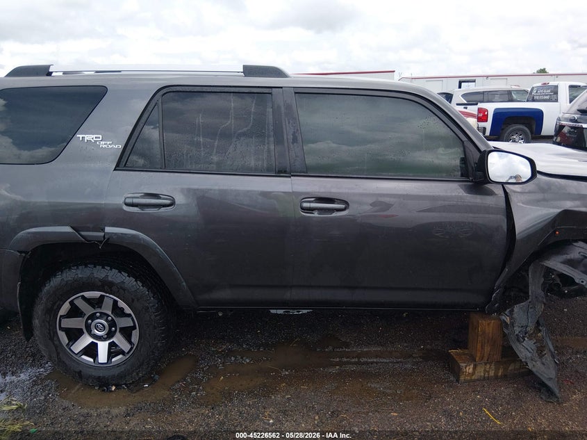 TOYOTA 4RUNNER - zdjęcie 14