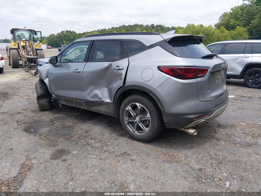 2023 CHEVROLET BLAZER auction photo 3