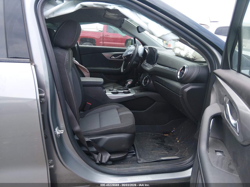 2023 CHEVROLET BLAZER auction photo 5