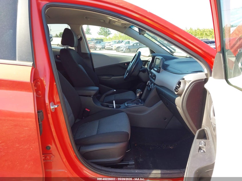 VIN KM8K2CAAXKU358029 2019 HYUNDAI KONA SEL