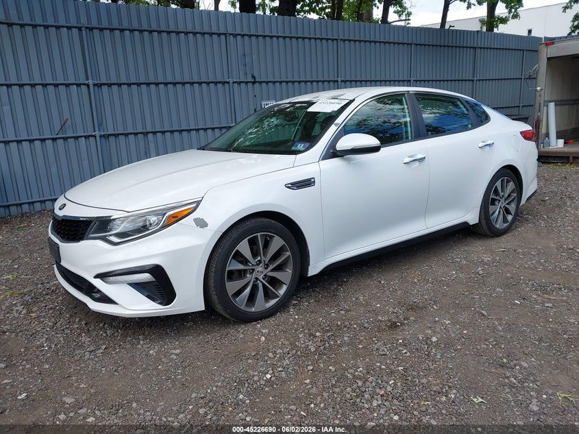5XXGT4L30KG286226 2019 KIA OPTIMA S photo 1