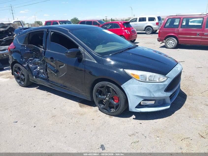 Vin: 1fadp3l96hl270858, lot: 45724452, ford focus st 2017 img_1