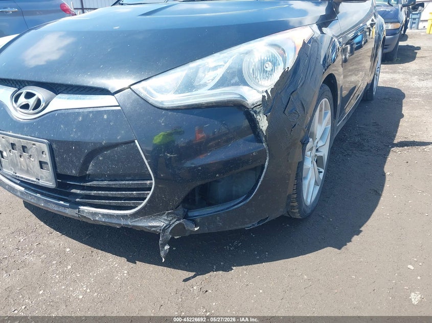 2013 Hyundai Veloster VIN: KMHTC6AD6DU141996 Lot: 45226692