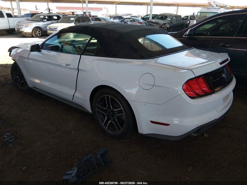 FORD MUSTANG - zdjęcie 3
