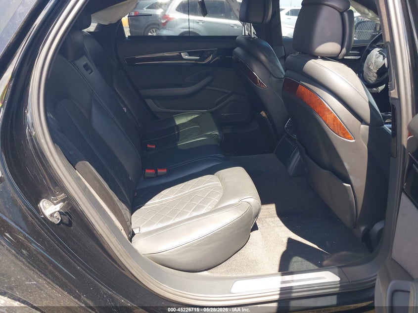 2014 AUDI A8 L auction photo 8