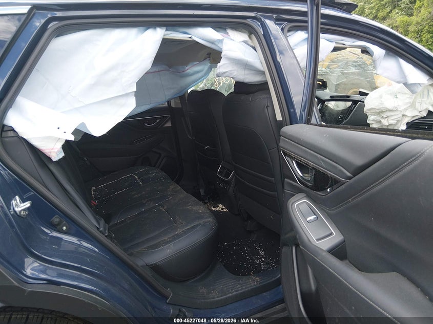 2025 SUBARU OUTBACK auction photo 8