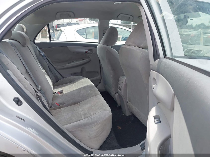 2009 Toyota Corolla 1.8 Le silver Lot 111045227105 Vin JTDBL40E399058616